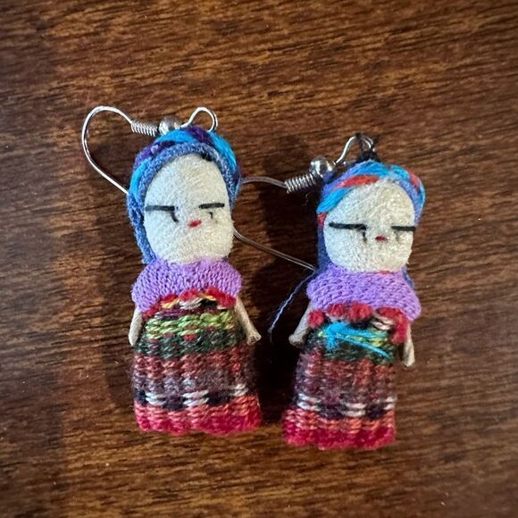 Set of 2 - handmade Mexican worry doll earrings - Picture 4 of 6